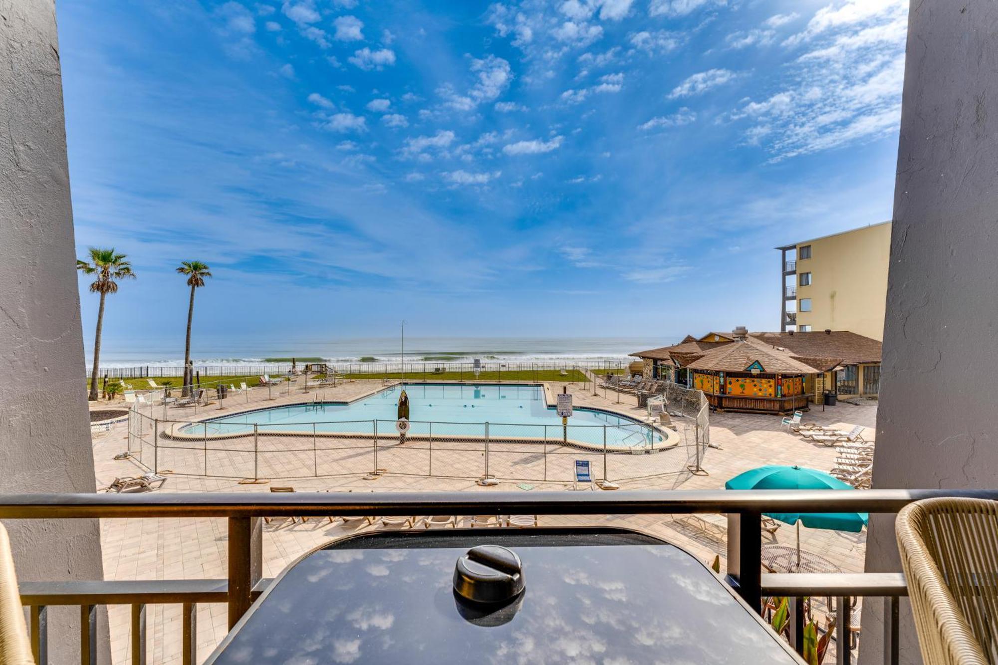 Daytona Beach Resort Studio With Beach Access! Exterior photo